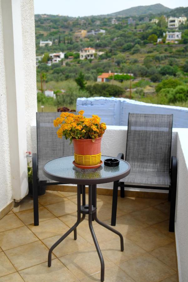 Marathona'S Apartment Aegina Extérieur photo