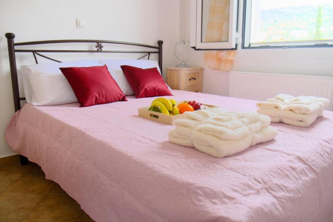 Marathona'S Apartment Aegina Extérieur photo